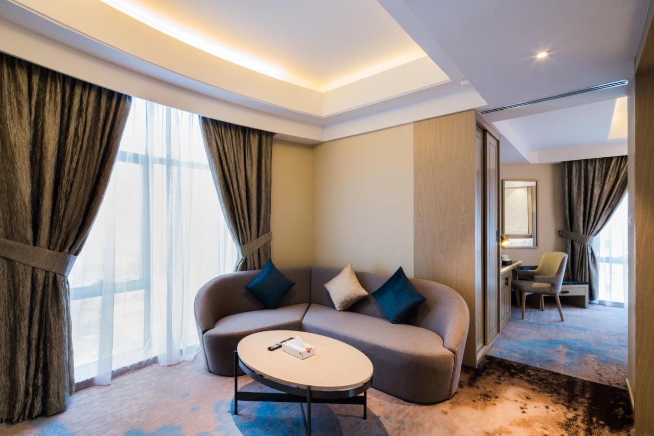 Aber Khamis Mushait Exterior photo